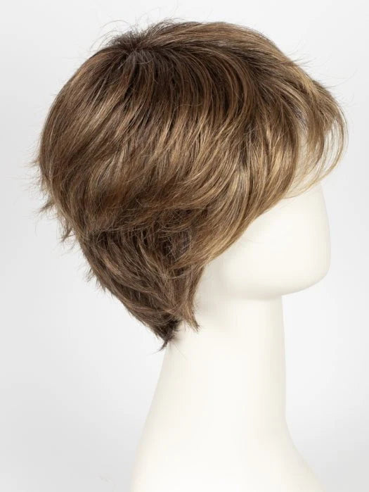 Ellen Wille Club 10 wig in soft brown with natural looking layers for a stylish look
