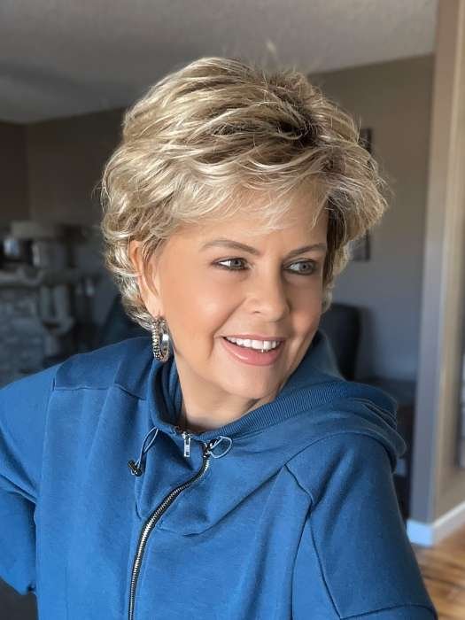 Short layered synthetic wigs for women styled in a chic, modern look for everyday wear